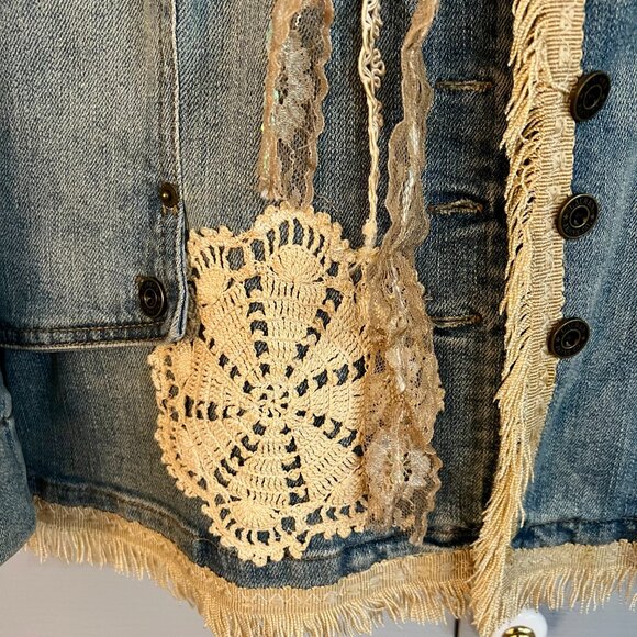 Stretch Denim Distressed Jacket "Embellished" w/Lace, Dollies & Antique Trim. - Picture 5 of 12